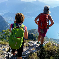 Possiamo spaziare dal Monte Baldo alla Valle di Ledro, dalla Val di Gresta al Lago di Tenno